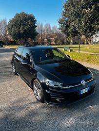 VOLKSWAGEN Golf 7.5 R-Line - 2020