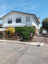 Vendita villa 205 m2 Massa Finalese (MO)