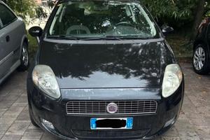 FIAT PUNTO NEOPATENTATI