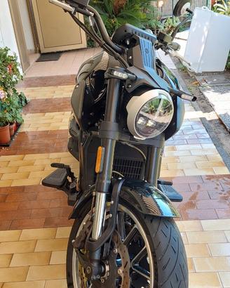 Moto MBP c1002v (2024) usata solo per 9 mesi