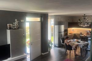 Recentissima Villetta laterale