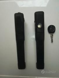 Maniglie anteriori Volkswagen Passat con serrature