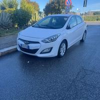 HYUNDAI I30 1.6 CRDI 5P. COMFORT 110CV sec. serie
