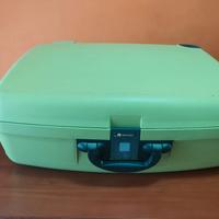 Set Valigia + Beauty Case Delsey Colore Verde mela