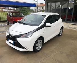 Toyota Aygo 1.0 VVT-i 69 CV Automatica 2016