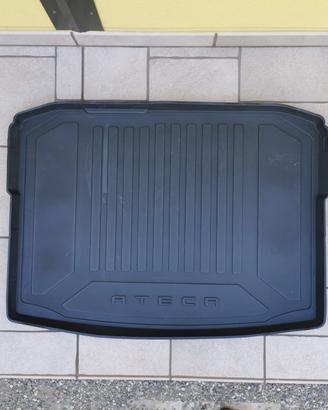Vasca originale in gomma per baule di Seat Ateca