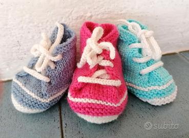 Scarpine per neonato fatte a mano stile sneakers