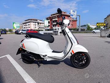 VESPA Sprint 125 3V VESPA SPRINT S 125 ABS