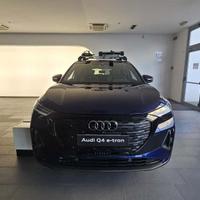 Audi Audi Q4 S line edition 45 e-tron quattro 210