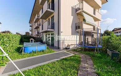 APPARTAMENTO DI TRE LOCALI CON AMPIO GIARDINO