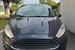 Ford Fiesta 1.4 benzina-gpl Titanium