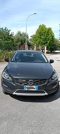 Volvo v60 D3 Cross Country 2017