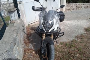 CFMOTO 650 MT