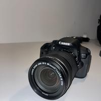 Canon EOS 700d con Obiettivo EFS 18-135 mm