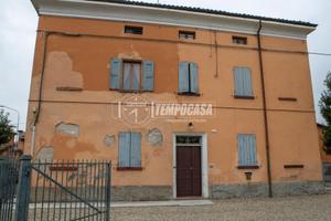 Appartamento con ingresso indipendente e giardino