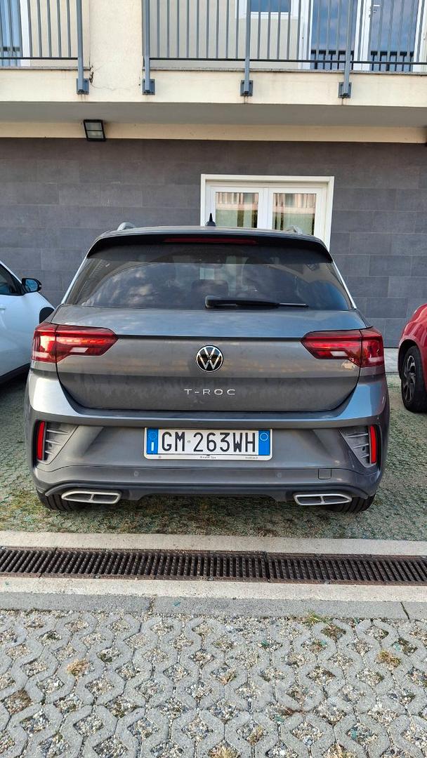 Volkswagen T-Roc 2023 photo 3