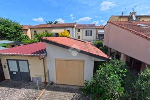 CASA INDIPENDENTE A CAMPI BISENZIO