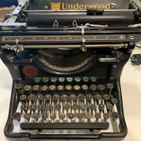Macchina da scrivere Underwood