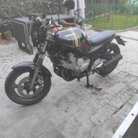Yamaha division xj 600