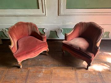 Poltrone in velluto rosso mattone