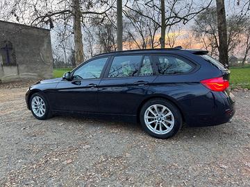 BMW 318d Touring F31