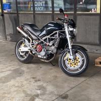 Ducati monster s4