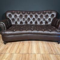 Divano Chesterfield inglese in pelle primo '900