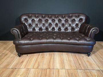 Divano Chesterfield inglese in pelle primo '900