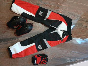 Pantaloni, Protezioni e Guanti 