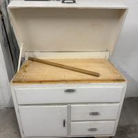 Madia  anni 60 da restaurare