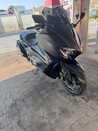 Tmax 560