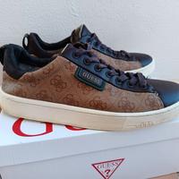 Scarpe sportive Guess