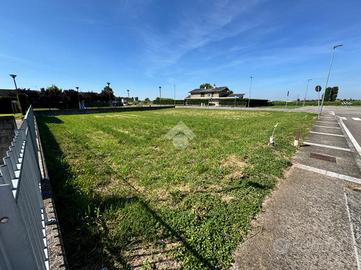 TER. RESIDENZIALE A OPPEANO