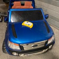 Macchina a batteria Ranger Ford 4x4 Wild track