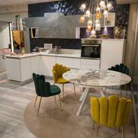 tavolo rotondo allungabile con piano in gres