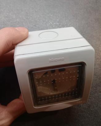 Bticino Presa schuko bipasso in custodia IP55