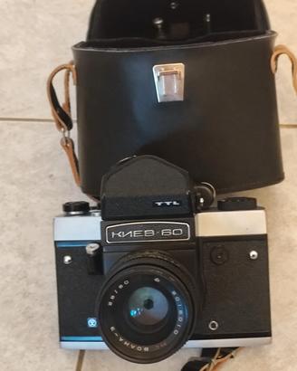 Macchina fotografica anni 80 - 90 mai usata mod.