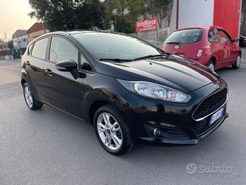 FORD - Fiesta - 1.2 82 CV 5p. Black & White Ed.