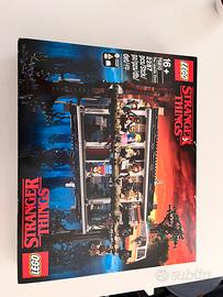 Lego 75810 Stranger Things nuovo, sigillato misb