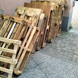 PALLET  GRATIS DA RECUPERARE TUTTE LE SETTIMANE