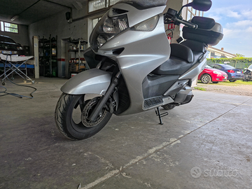 Honda silverwing 400