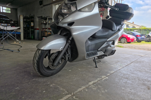 Honda silverwing 400
