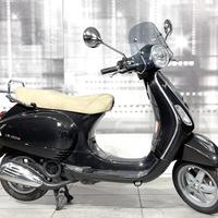 Piaggio Vespa LX 150