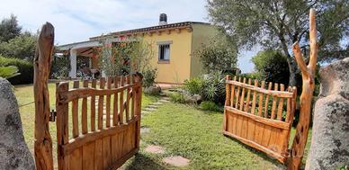 Casa vacanza tra verde e mare vicino porto cervo