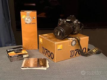 Corredo  Nikon D700 come nuovo - solo 6300 scatti