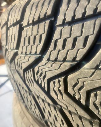 Pneumatici invernali 185/65 R14