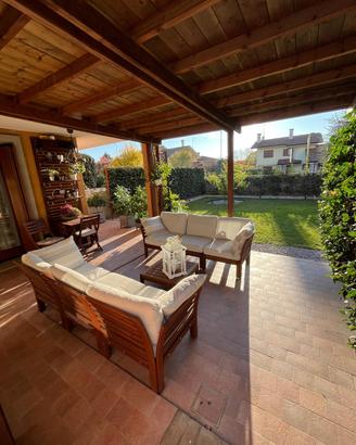 Tettoia in legno 4x4metri