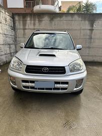 TOYOTA RAV 4 2.0