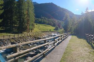 Piccola baita indipendente in borgata di montagna 
