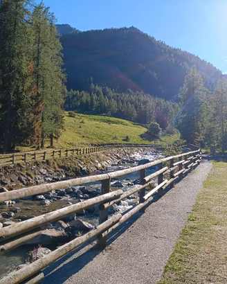 Piccola baita indipendente in borgata di montagna 